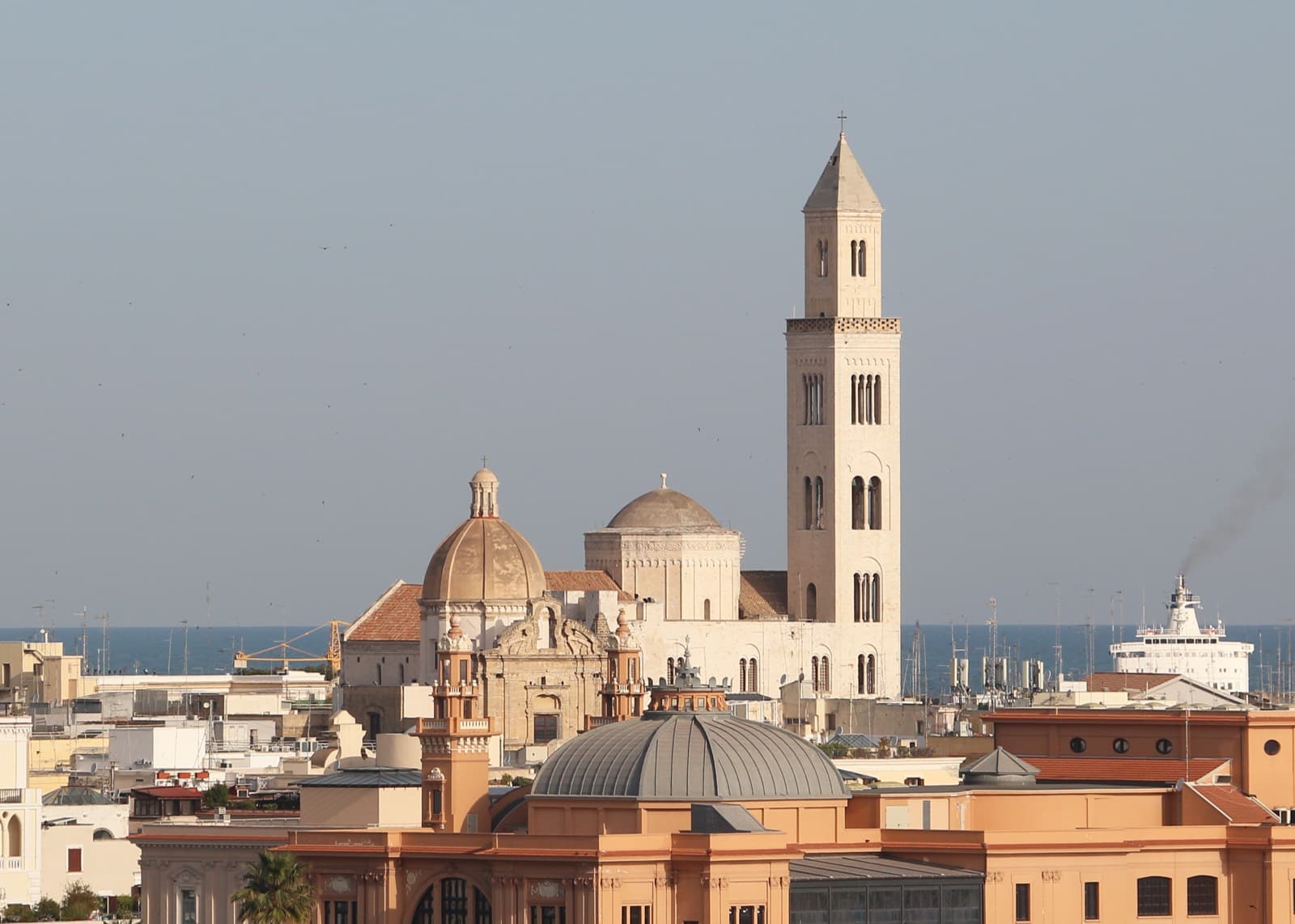 Bari: Kultur und Gepflogenheiten
