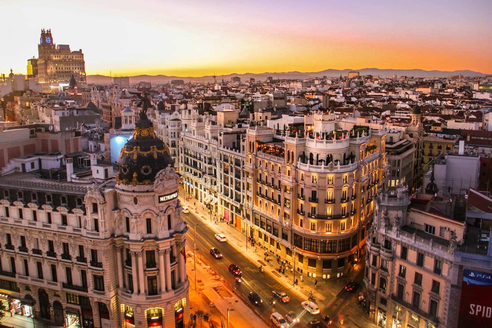 Spanien