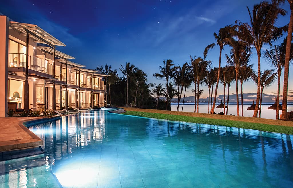 Victoria Beachcomber Resort & Spa