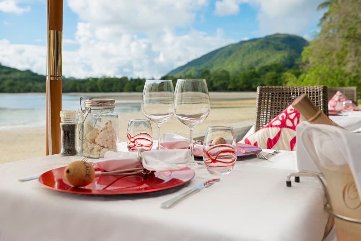Del Place Restaurant