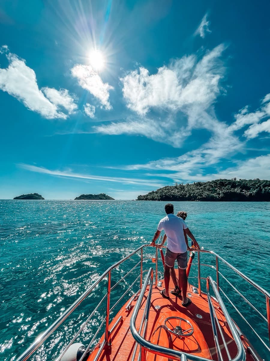 Semi-Submarine Seychelles